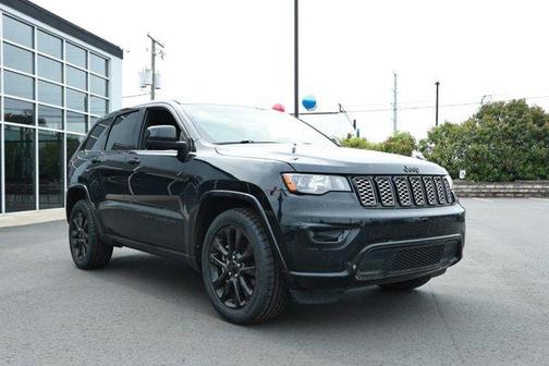 Diamond Black 2021 Jeep Grand Cherokee Laredo X
