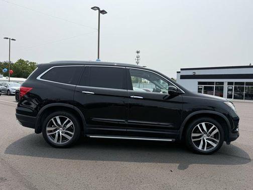 2017 Honda Pilot Elite