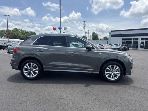 2023 Audi Q3 45 S line Premium
