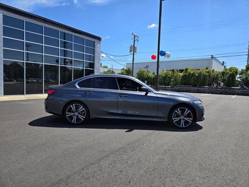 2021 BMW 330 i xDrive