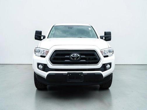 White 2023 Toyota Tacoma SR5