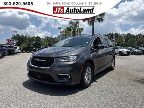 2022 Chrysler Pacifica Touring-L