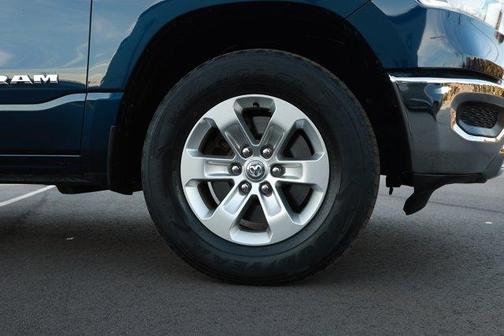 Patriot Blue Pearlcoat 2024 RAM 1500 Laramie