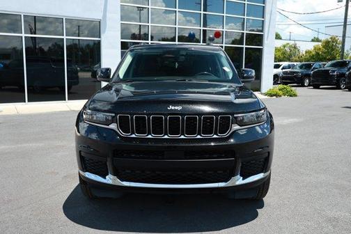 Diamond Black 2023 Jeep Grand Cherokee L Laredo