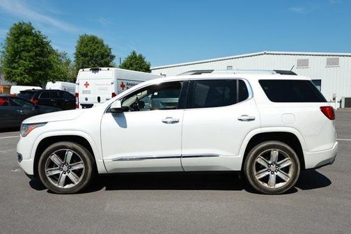 White Frost Tri-Coat 2017 GMC Acadia Denali