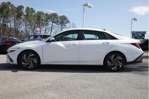 2024 Hyundai ELANTRA Limited