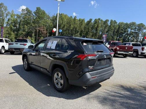 2023 Toyota RAV4 Hybrid LE