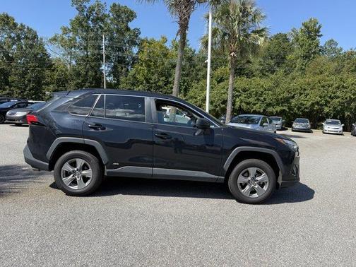 2023 Toyota RAV4 Hybrid LE