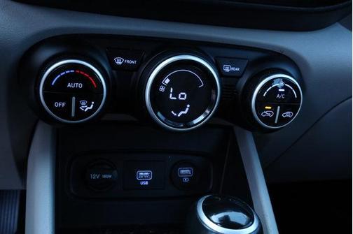 2021 Hyundai VENUE SEL