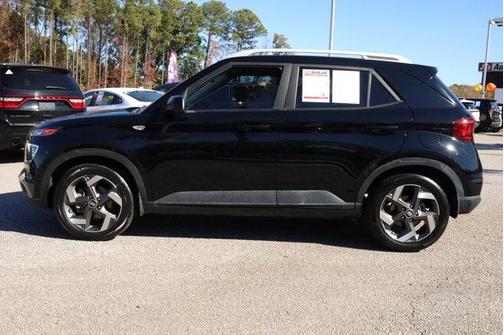 2021 Hyundai VENUE SEL