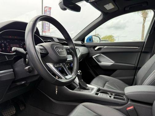 2022 Audi Q3 45 S line Premium
