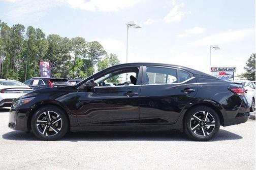 Black 2024 Nissan Sentra SV