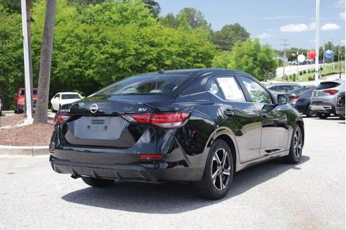 Black 2024 Nissan Sentra SV
