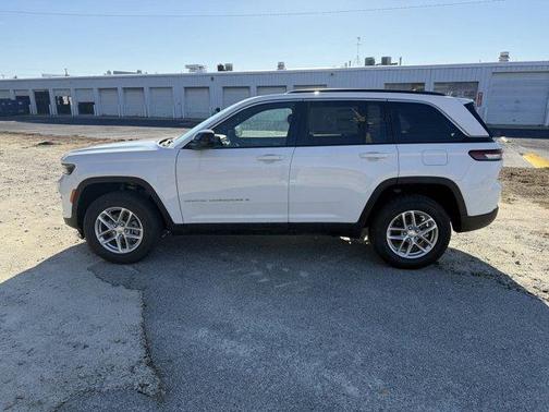 2025 Jeep Grand Cherokee Laredo X