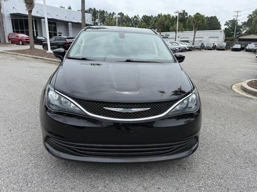 2017 Chrysler Pacifica LX