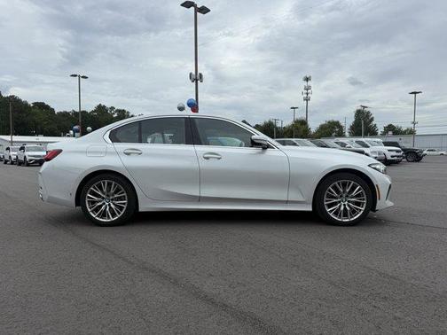 2024 BMW 330 i