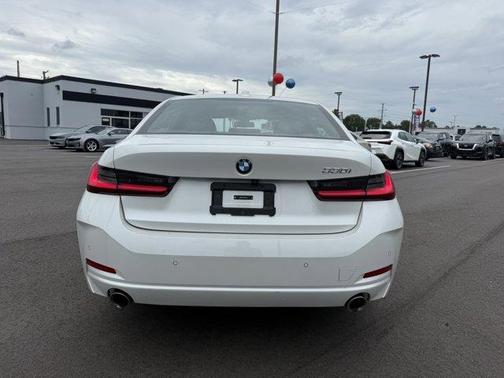 2024 BMW 330 i