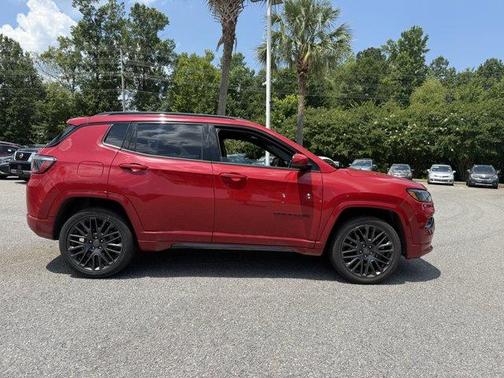 2023 Jeep Compass (RED) Edition