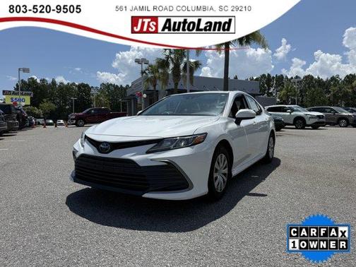 2022 Toyota Camry Hybrid LE