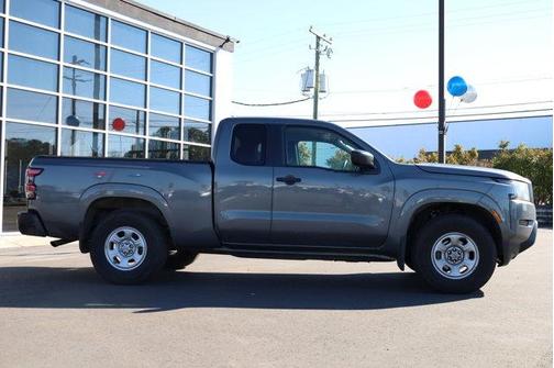 2023 Nissan Frontier S