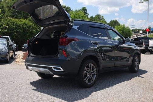 Gravity Gray 2023 Kia Seltos S