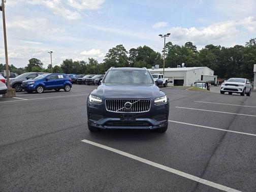 2020 Volvo XC90 T6 Momentum 7 Passenger