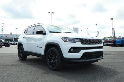 Bright White Clearcoat 2026 Jeep Compass Latitude