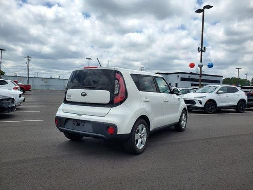 2017 Kia Soul Base
