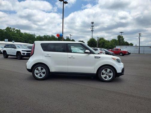 2017 Kia Soul Base