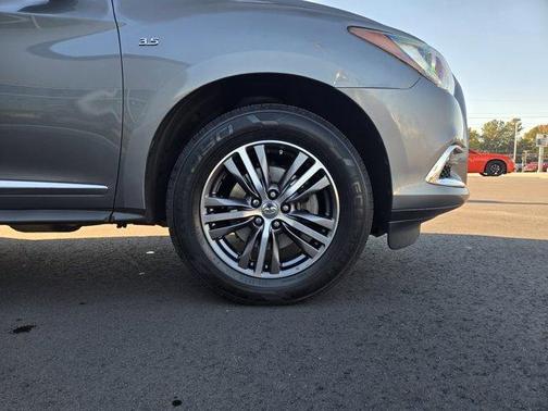 2018 INFINITI QX60 Base