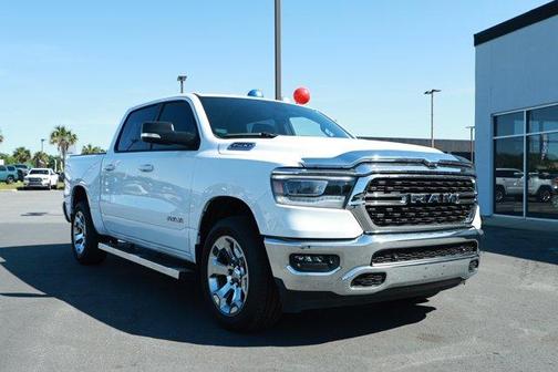 Bright White Clearcoat 2022 RAM 1500 Big Horn