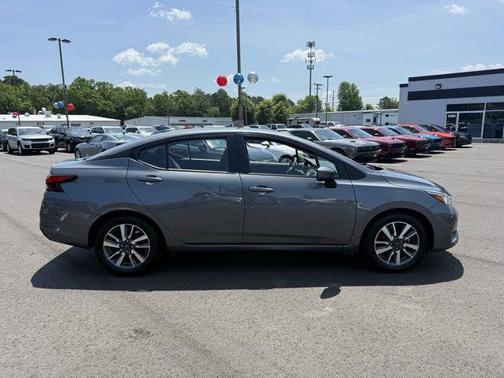 2023 Nissan Versa 1.6 SV