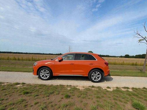 2024 Audi Q3 45 S line Premium