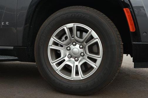 2024 Jeep Wagoneer Base