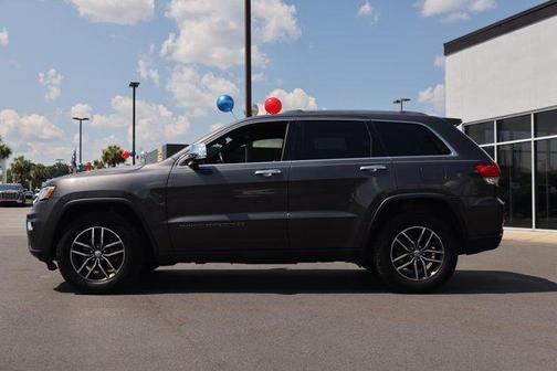 Granite Crystal Clearcoat Metallic 2018 Jeep Grand Cherokee Limited