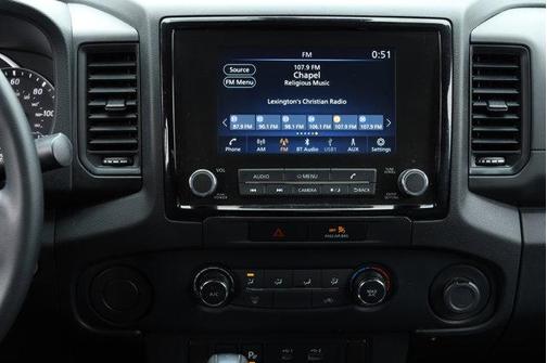 2022 Nissan Frontier S