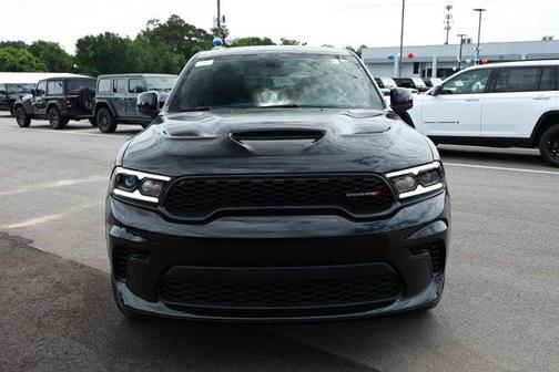 DB Black Clearcoat 2026 Dodge Durango GT HEMI V8