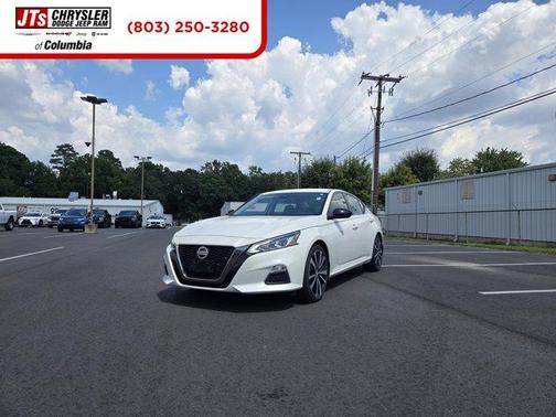 2022 Nissan Altima 2.5 SR