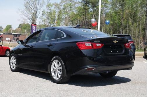 Mosaic Black Metallic 2024 Chevrolet Malibu LT