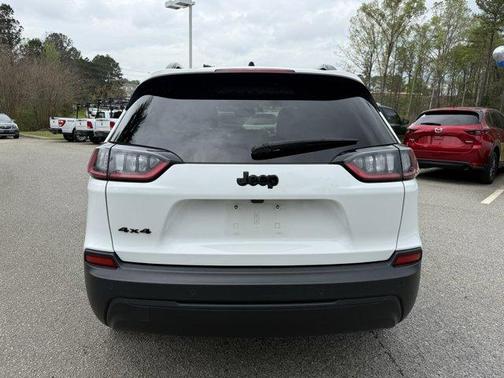 2023 Jeep Cherokee Altitude Lux