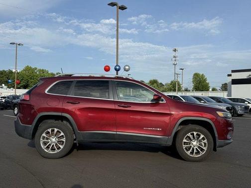 2019 Jeep Cherokee Latitude Plus