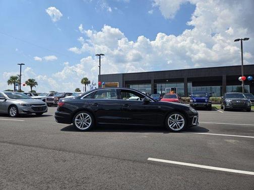 2023 Audi A4 45 S line Premium Plus