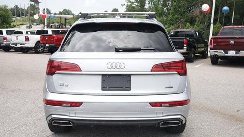 Florett Silver Metallic 2024 Audi Q5 45 S line quattro Premium