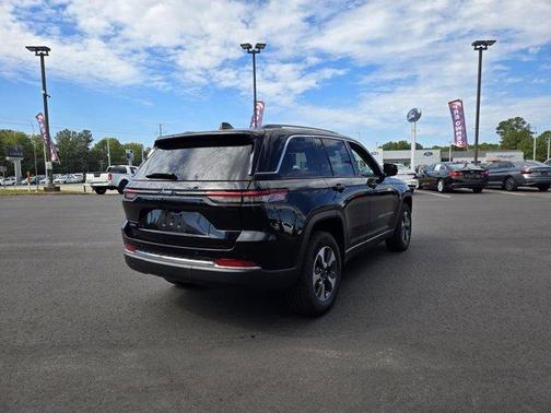 2023 Jeep Grand Cherokee 4xe Base