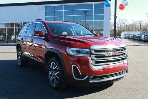 2023 GMC Acadia SLT