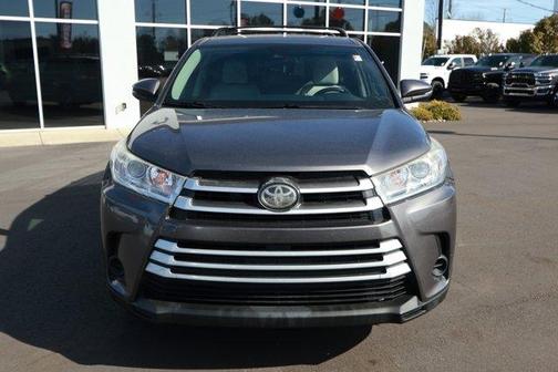 2017 Toyota Highlander LE