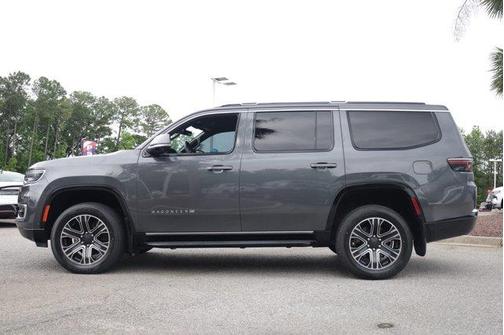 Metallic 2022 Jeep Wagoneer Series III