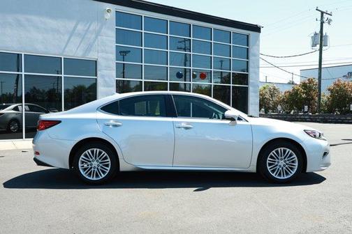 2017 Lexus ES 350 Base