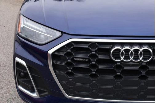 2024 Audi Q5 45 S line quattro Premium