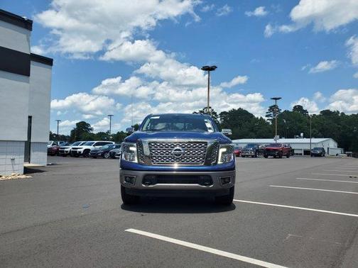 2019 Nissan Titan Platinum Reserve